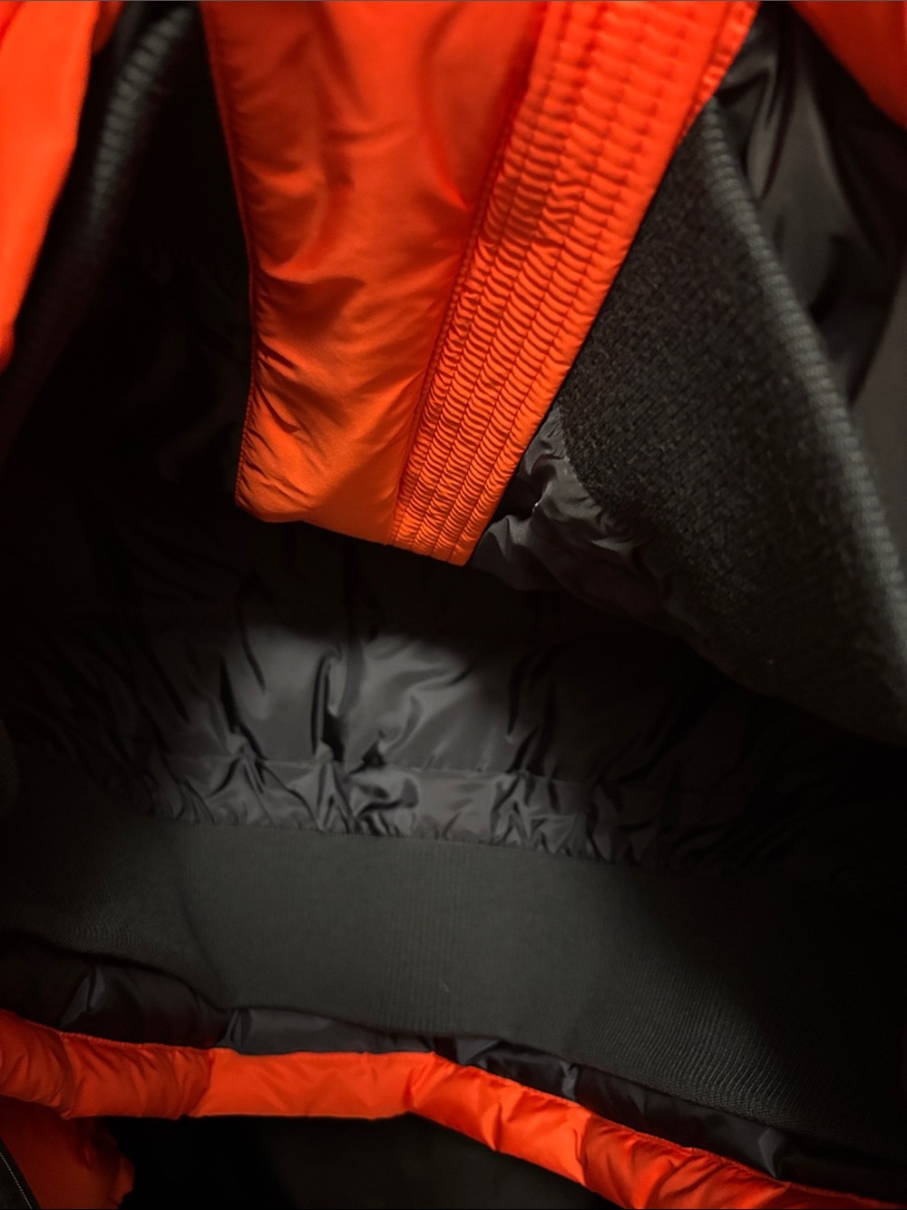 PRADA 💯 Authentic Puffer Jacket - Picture 13 of 14